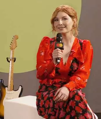 Alice Levine, presenting the Brit Awards pre-show livestream with Mastercard.